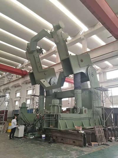 山鋼集團380噸液壓傾翻工廠調試